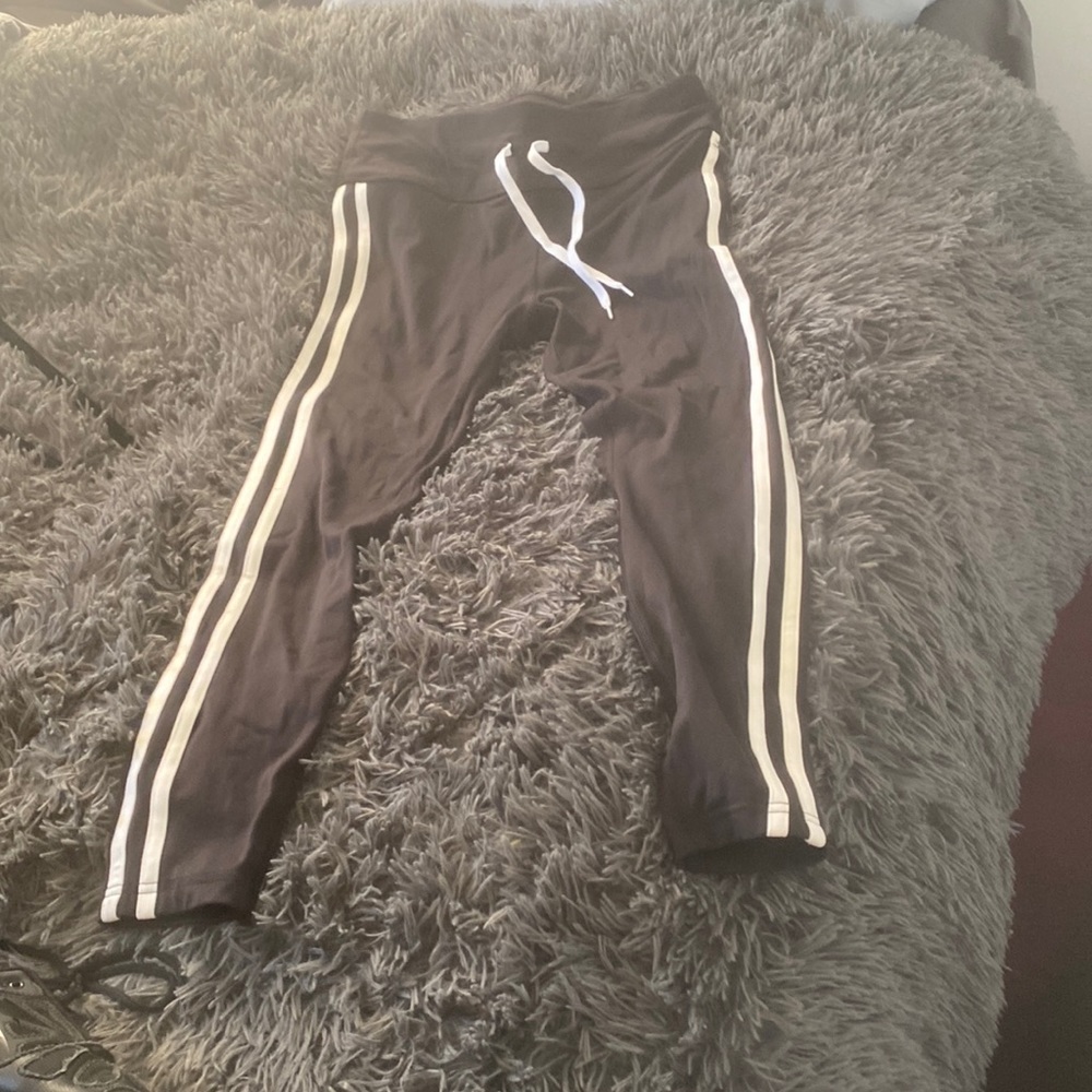 Black n White Athletic stretchy pants